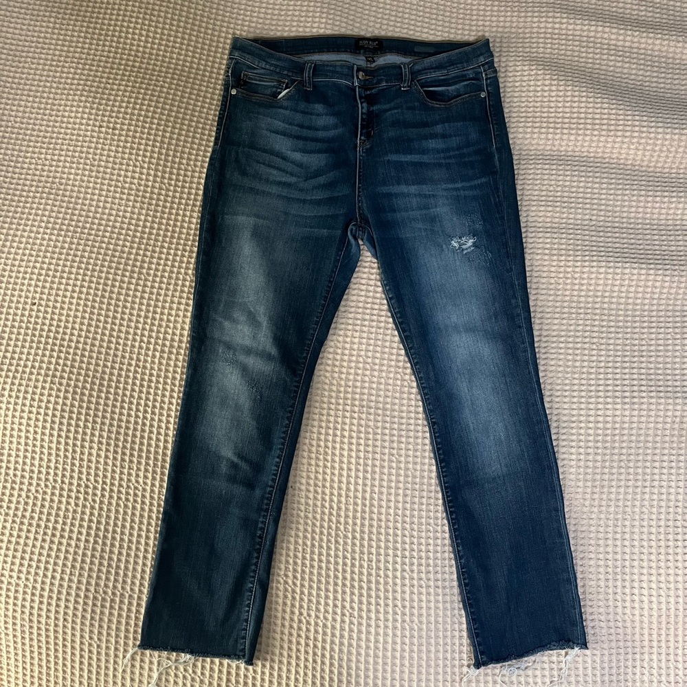 Judy Blue Dark Wash Straight Slim Jeans